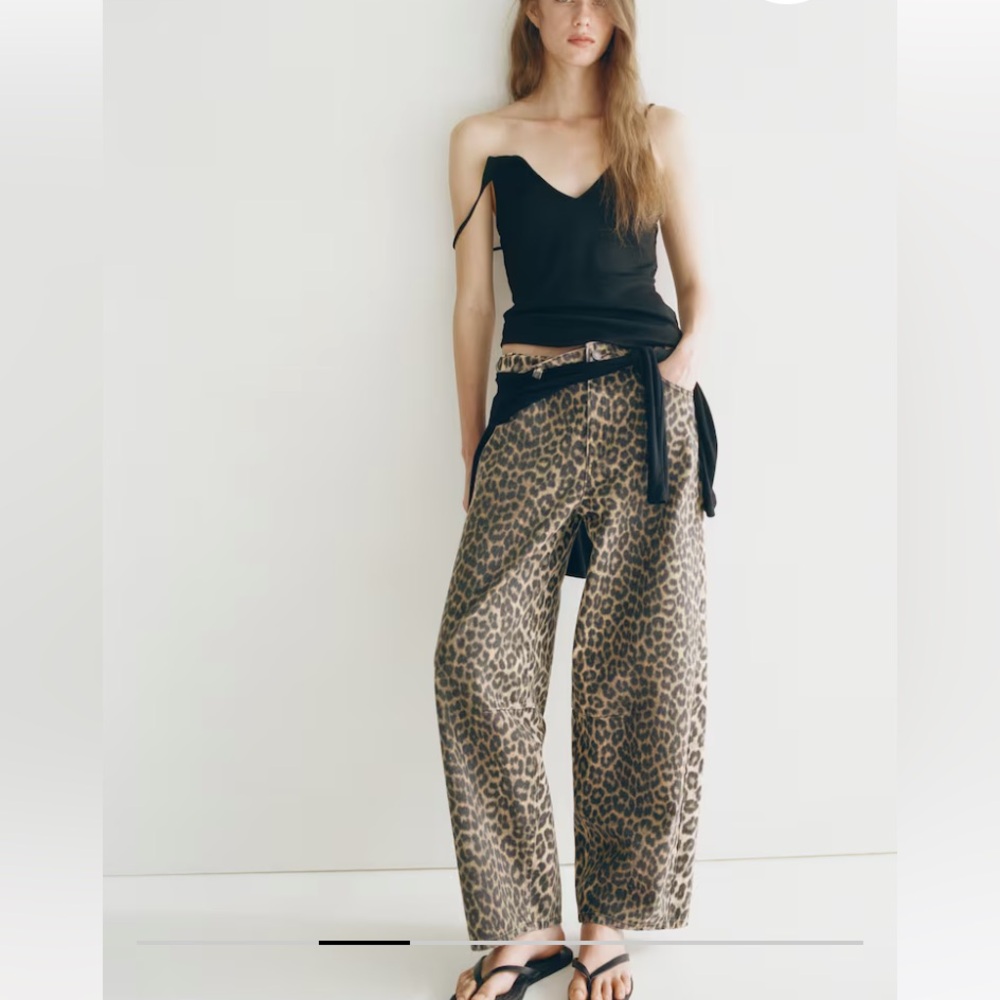 Leopard print high waist barrel jeans - size 4 - Picture 2 of 12